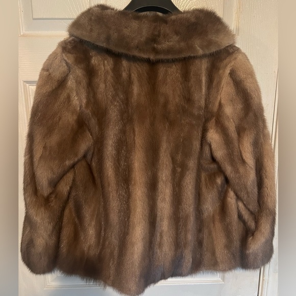 Ladies Gorgeous Grey Mink Jacket - Picture 2 of 2